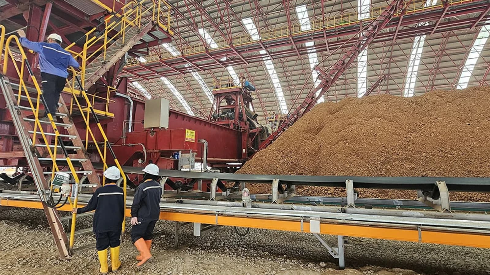 ESDM: Rusal Menunggu IUP Prioritas untuk Hilirisasi Bauksit Menjadi Alumina